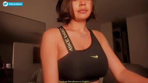 Valery Roldans online show from May 14, 2026, 2:07 am