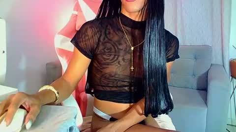 Snapshot of rosalindasexy chatting on July 3, 2026, 7:15 am Rosalinda online show from July 3, 2026, 7:15 am