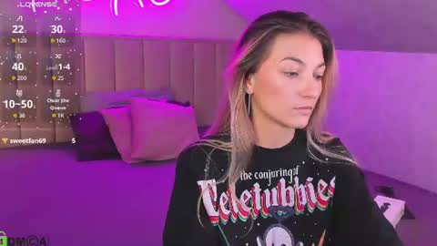 Snapshot of rose_dixon chatting on July 20, 2026, 11:29 pm Kimberlly online show from July 20, 2026, 11:29 pm