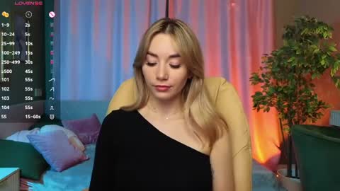 Snapshot of rosie_mac chatting on July 3, 2026, 1:23 am Rosie online show from July 3, 2026, 1:23 am