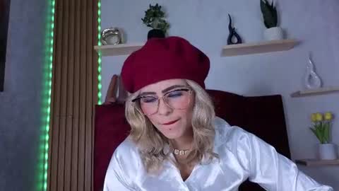 Rosse follow me online show from July 23, 2026, 1:53 pm