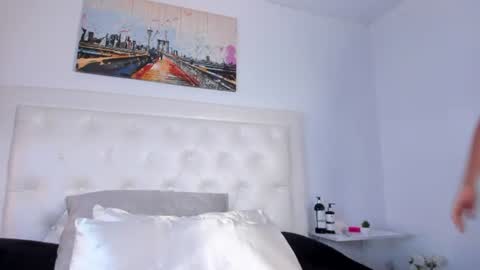 rouse_sexy_hotxx77 online show from June 13, 2026, 3:43 pm