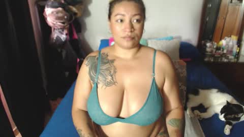 Snapshot of rousse_ellise1 chatting on March 11, 2026, 10:38 pm rousse online show from March 11, 2026, 10:38 pm