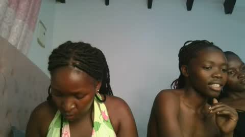 Snapshot of royal_goddes2 chatting on June 29, 2026, 3:35 am royal_goddes2 online show from June 29, 2026, 3:35 am