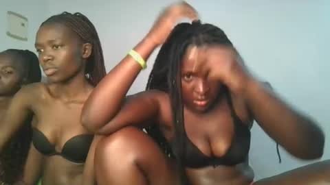 Snapshot of royal_goddes2 chatting on July 1, 2026, 6:51 pm royal_goddes2 online show from July 1, 2026, 6:51 pm