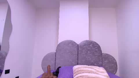 Snapshot of rubi_hops chatting on July 16, 2026, 12:00 pm Rubi online show from July 16, 2026, 12:00 pm