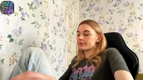 Lisa and Vlad online show from June 10, 2026, 9:52 am
