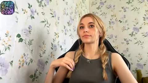 Lisa and Vlad online show from June 14, 2026, 2:41 pm