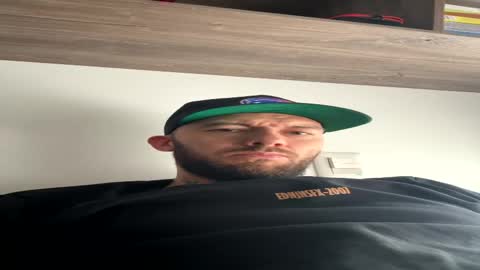 Snapshot of russo_fox chatting on May 3, 2026, 8:48 pm russo_fox online show from May 3, 2026, 8:48 pm