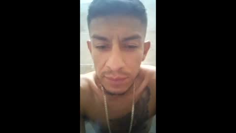 ruvalcaba030315 online show from May 6, 2026, 8:08 am