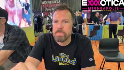 Snapshot of ryanlanders chatting on June 26, 2026, 11:09 pm ryanlanders online show from June 26, 2026, 11:09 pm