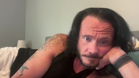 Snapshot of sabastion1981 chatting on May 18, 2026, 8:36 pm Sabastion online show from May 18, 2026, 8:36 pm