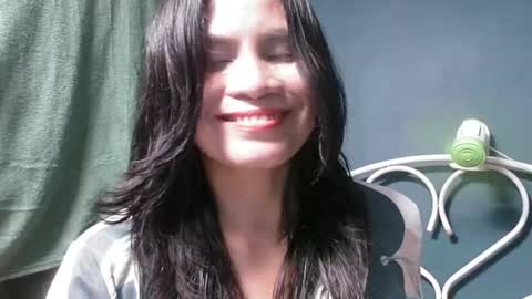 Snapshot of sabrinamae69 chatting on February 24, 2025, 12:59 pm naden online show from February 24, 2025, 12:59 pm