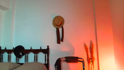 Sindy Scott online show from May 26, 2026, 6:04 pm
