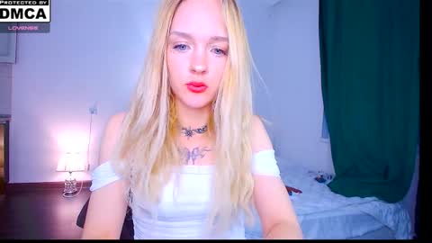 Sofia online show from May 15, 2026, 1:34 am