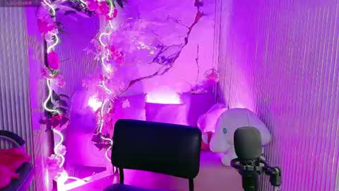  sakura  online show from July 30, 2026, 2:43 am