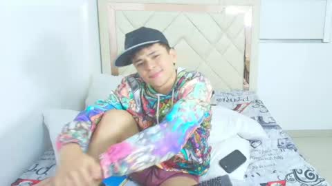 sam_tnt9 online show from June 9, 2026, 11:27 pm