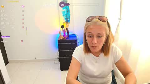 Samanta Stone online show from December 5, 2025, 8:38 pm