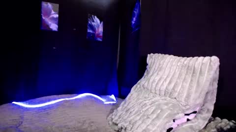 samantha_clariss online show from June 25, 2026, 5:12 am