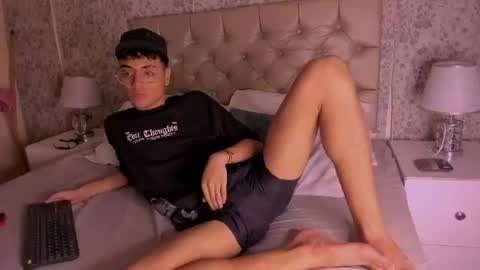 Samfrrost online show from July 2, 2026, 5:19 pm