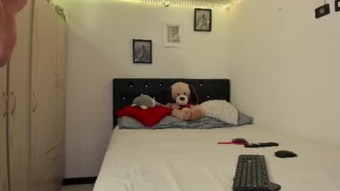Sophia online show from June 15, 2026, 10:34 pm