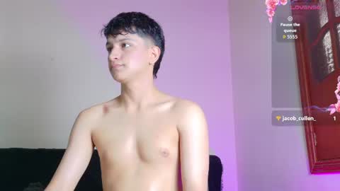 Snapshot of santi_ll chatting on July 6, 2026, 3:03 pm santi online show from July 6, 2026, 3:03 pm