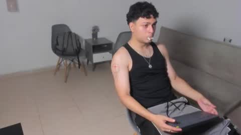 Snapshot of santy_stump chatting on June 29, 2026, 9:48 pm santy_stump online show from June 29, 2026, 9:48 pm