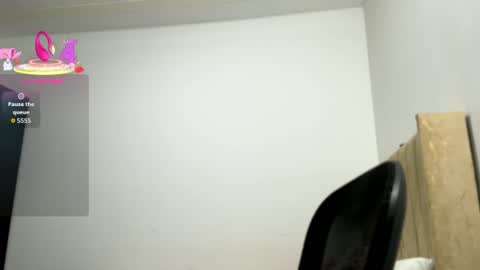 Snapshot of sara_muscle chatting on July 9, 2026, 3:32 am Sara online show from July 9, 2026, 3:32 am