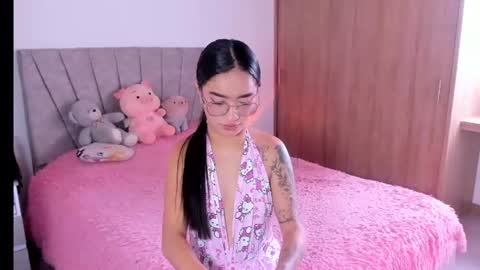 Snapshot of sarah_stone15 chatting on August 4, 2026, 8:22 pm Sarah online show from August 4, 2026, 8:22 pm