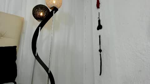 sarah_temptation online show from July 12, 2026, 10:23 pm