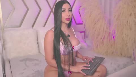 Sarah online show from July 22, 2026, 11:57 am
