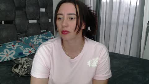 Lia online show from May 14, 2026, 7:53 pm