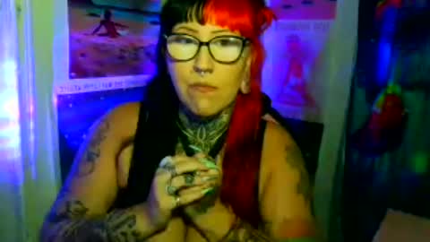 Sarah T online show from July 18, 2026, 8:18 am
