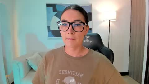 Snapshot of saraparkerx chatting on June 25, 2026, 2:44 am I am Sara online show from June 25, 2026, 2:44 am