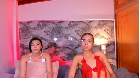 sarasaenz999 online show from June 15, 2026, 8:16 am