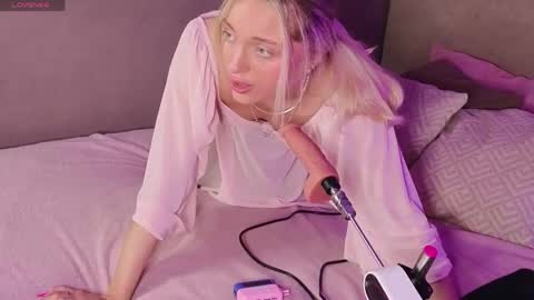 Sasha online show from May 27, 2026, 9:23 pm