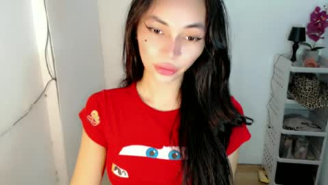 Sashi online show from June 15, 2026, 9:39 pm