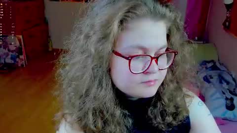 Snapshot of sashy_way chatting on July 5, 2026, 4:19 am .Alexandra online show from July 5, 2026, 4:19 am
