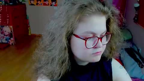 Snapshot of sashy_way chatting on July 5, 2026, 5:09 pm .Alexandra online show from July 5, 2026, 5:09 pm