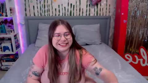 Stacy online show from June 17, 2026, 2:58 am