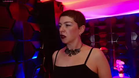 lilith online show from July 7, 2026, 3:31 am