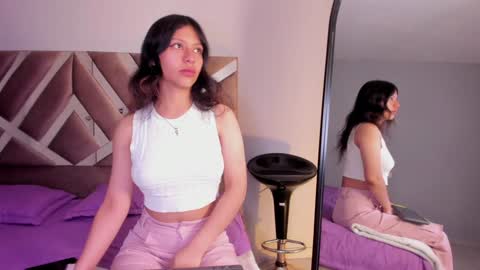 Snapshot of savannah_cameron chatting on January 30, 2025, 12:27 pm Savannah online show from January 30, 2025, 12:27 pm