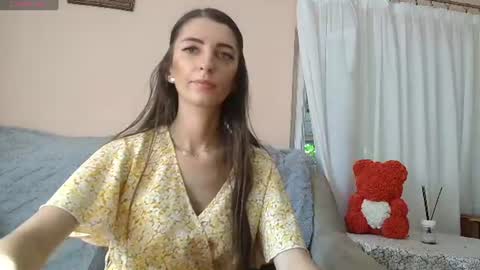 Scarlet online show from July 14, 2026, 3:40 pm