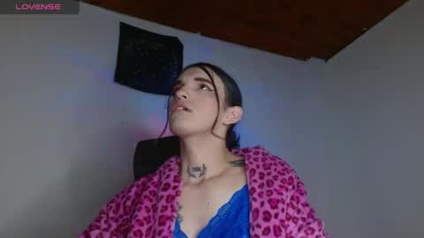 scarlet online show from June 3, 2026, 3:09 am