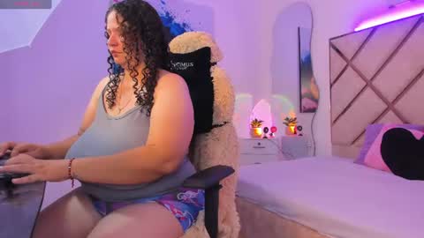 vanessa online show from July 1, 2026, 2:18 pm