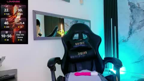 scarlettt_jones online show from June 11, 2026, 11:14 pm