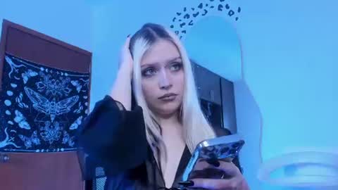 Goddess online show from July 1, 2026, 6:18 pm