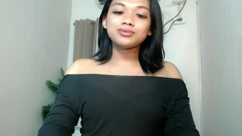 Snapshot of seductivedeluxe69 chatting on July 2, 2026, 5:19 pm Deluxe online show from July 2, 2026, 5:19 pm