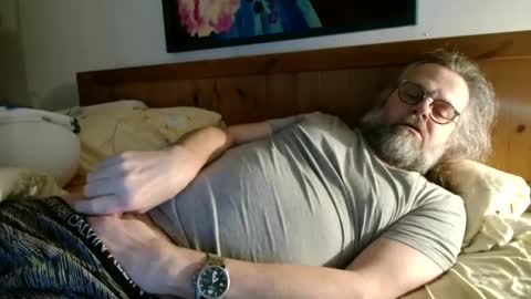 sehr_gespannt online show from February 2, 2025, 6:26 am