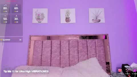 selene_cute05 online show from May 16, 2026, 12:18 am